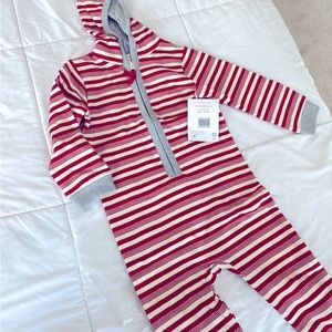 Burt’s Bees Toddler jumpsuit. Size 18m (runs large)